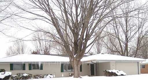 spacious ranch on quiet street