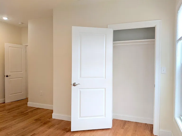 23 Thorndike St #1 — Photo 20