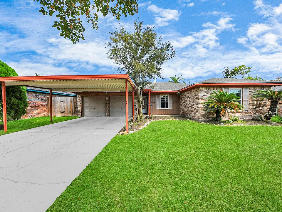 1110 E Brown Ln