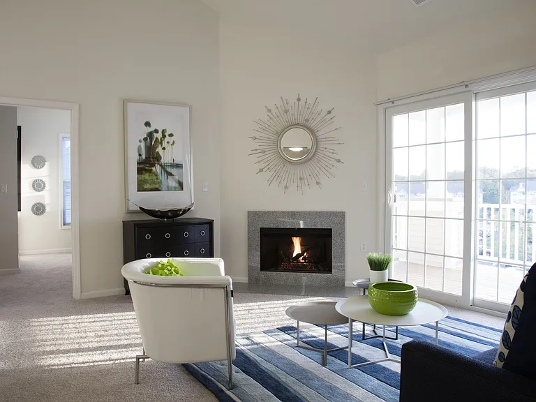 Knoll Crest Apartments — Photo 6