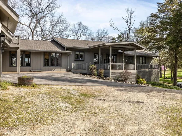 215 Lake Valley Dr, Camdenton, MO 65020