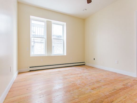 3rd image of 444 Suydam St #2LB