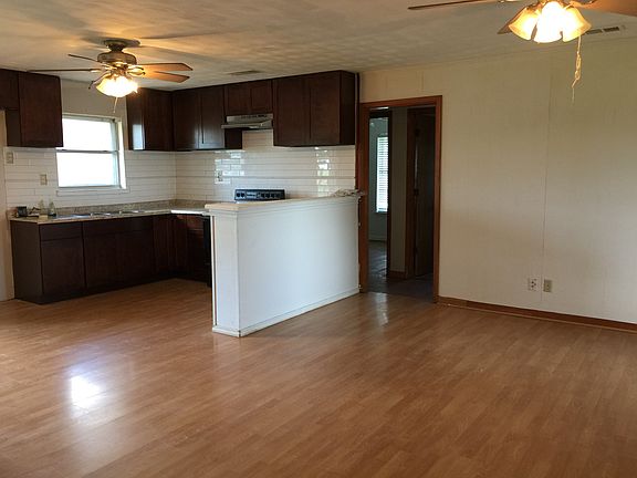2nd image of 5691 County Road 597