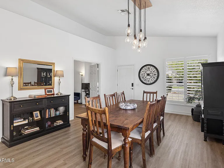 9647 E Ludlow Dr — Photo 4