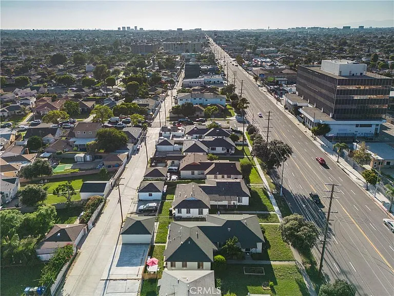 3344 W Imperial Hwy #A — Photo 32