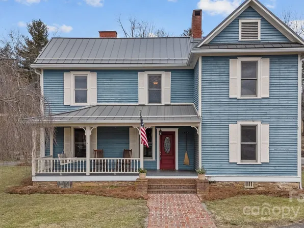 60 Love Ln, Waynesville, NC 28786