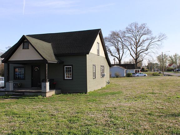 2nd image of 321 W Short St