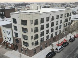 503 Market St #3E, Newark, NJ 07105
