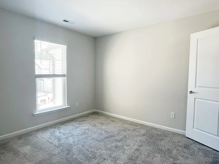 1502 Smoky Mountain St — Photo 13