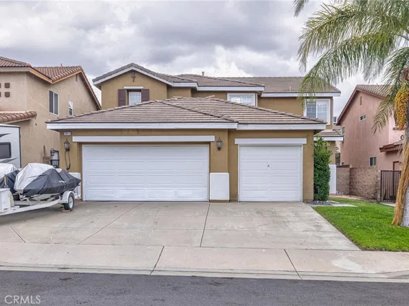7471 Freeport Cir, Fontana, CA 92336