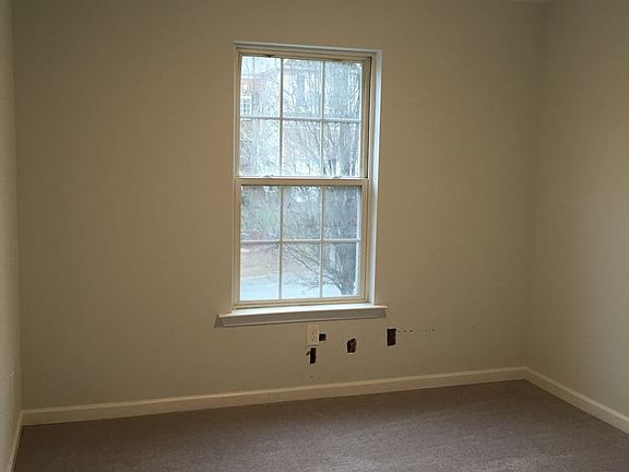 5th image of 5 Palisades Way