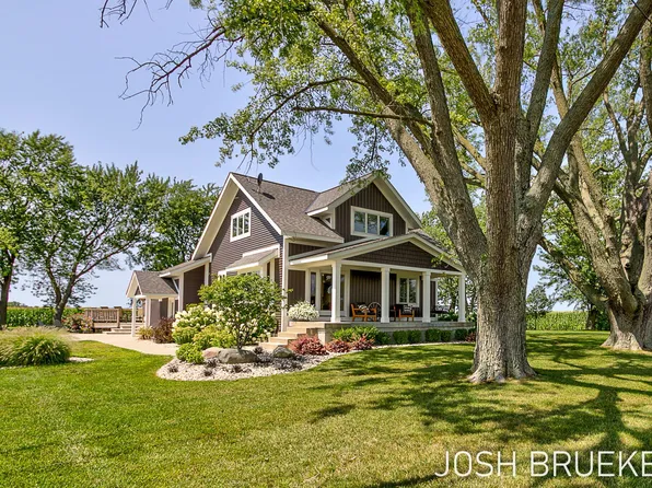 4168 48th St, Holland, MI 49423