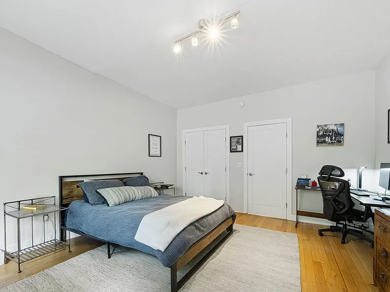 1017 Park Ave #G — Photo 7