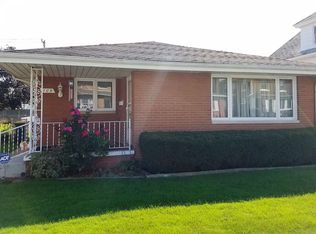 709 W 7th St, Mishawaka, IN