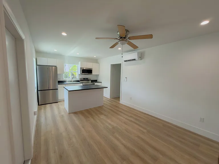 3603 Charles Ave — Photo 36