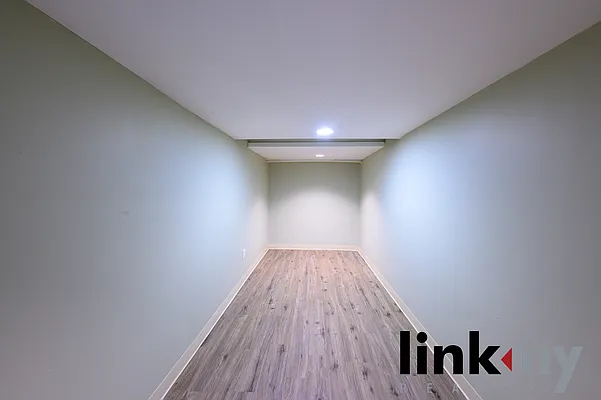 Rented by Link NY Realty | media 19
