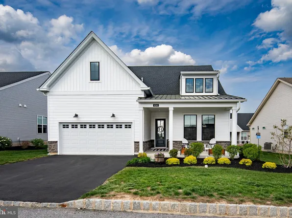 634 Alloy Ave, Phoenixville, PA 19460