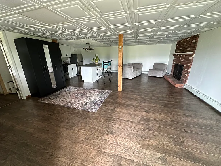 4 Van Ave #B — Photo 12