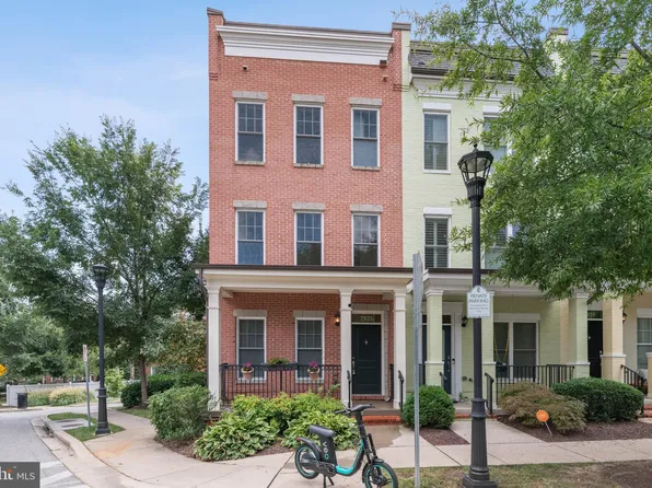 2925 Chancellors Way NE, Washington, DC 20017
