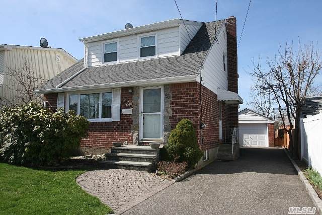 1st image of 1035 Merillon Ave