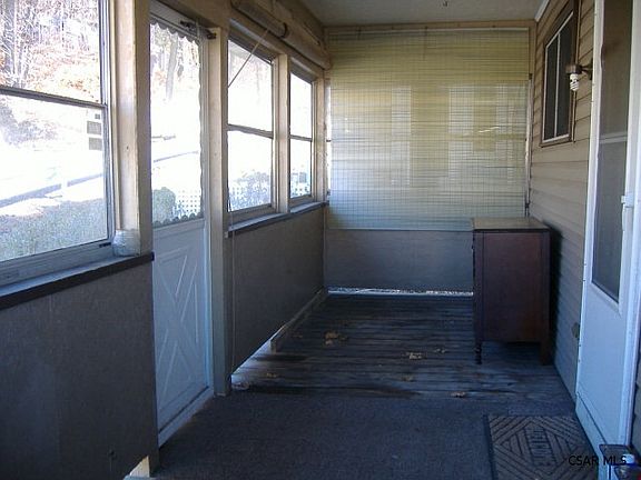 2nd image of 412 Wilbur St
