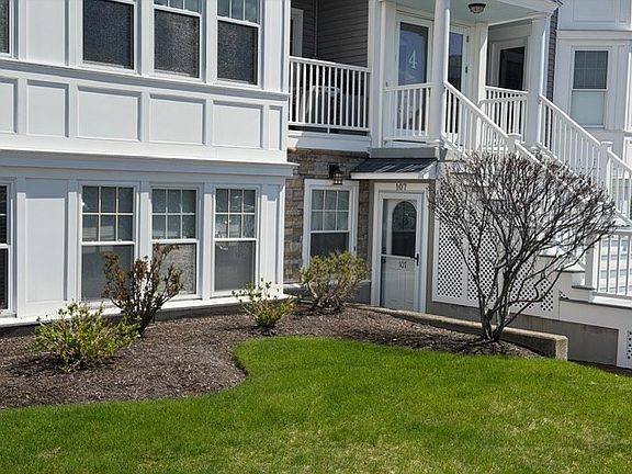 2nd image of 15 Park Ave Unit 107