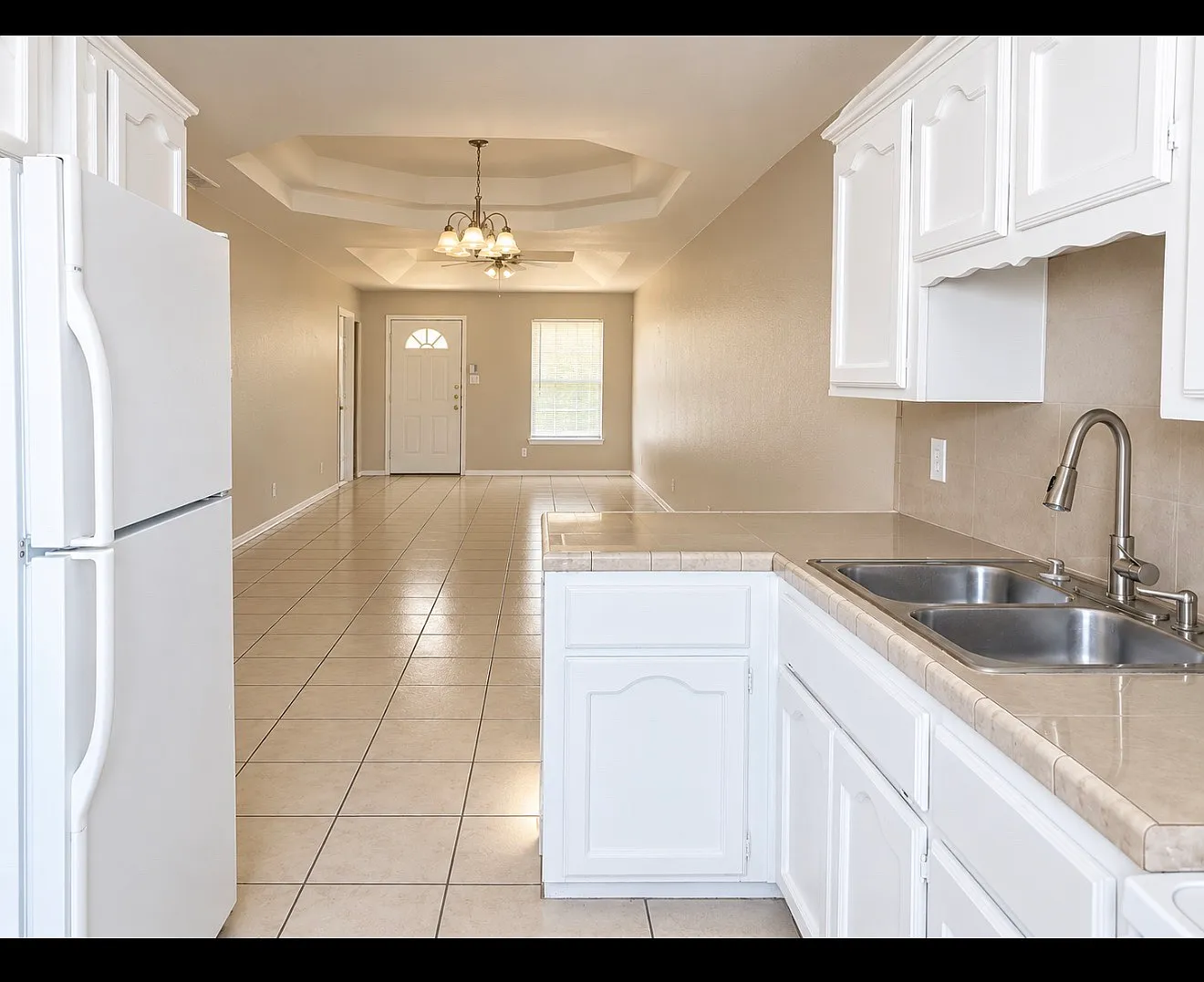 2 bed, 1016 sqft, $995 — Photo 4