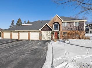 2504 Concord Way, Mendota Heights, MN 55120