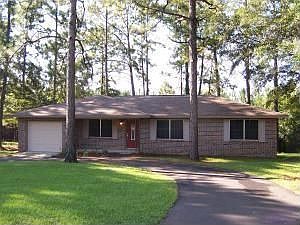 1st image of 2897 Wildwood Cres