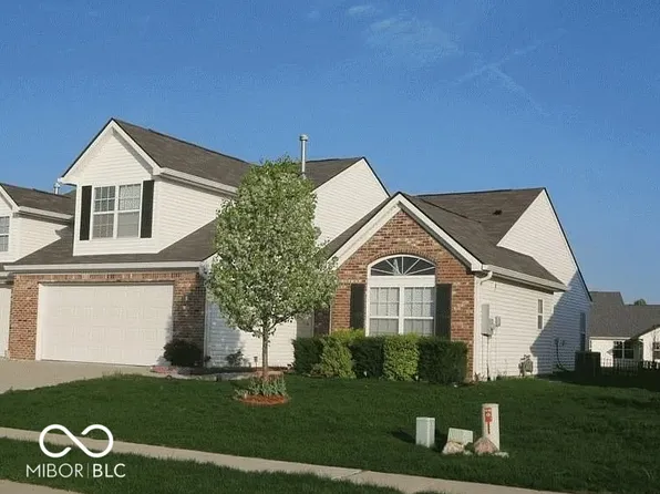 1350 Hamilton Dr, Greenwood, IN 46143