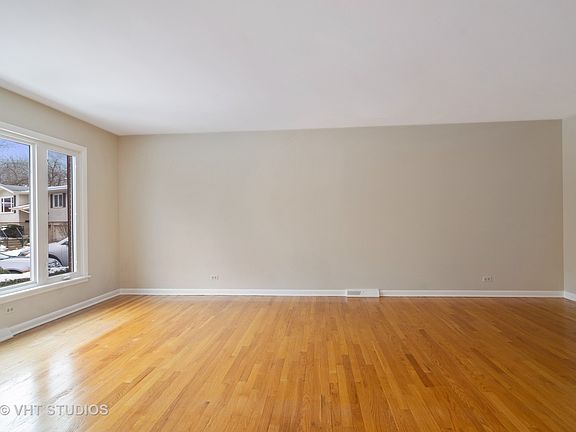 5th image of 1307 W Cottonwood Ln