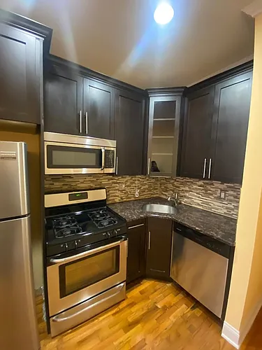 206 Washington St #2A Photo 1
