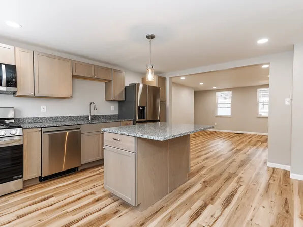 232 38th St, Pittsburgh, PA 15201