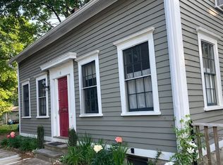 11 Gibbon Ct, Providence, RI 02909
