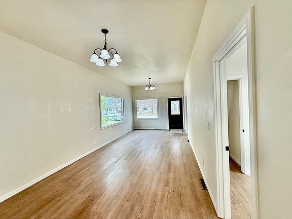 4th image of 307 N 5th St