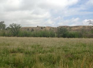 W Country Club Rd, Canyon, TX 79015