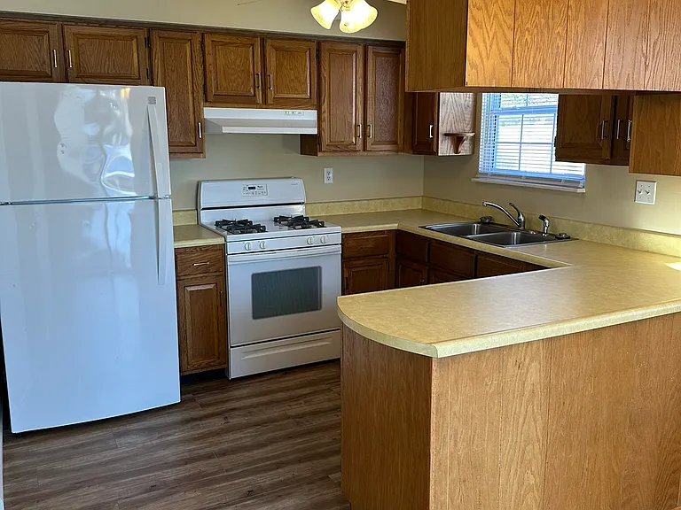 5928 N Old Orchard Dr — Photo 6
