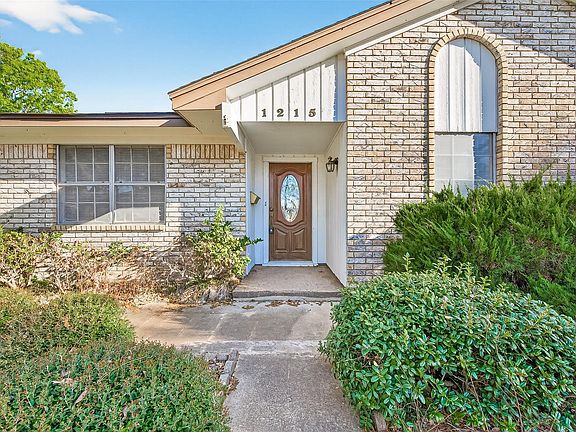 5th image of 1215 Easy St