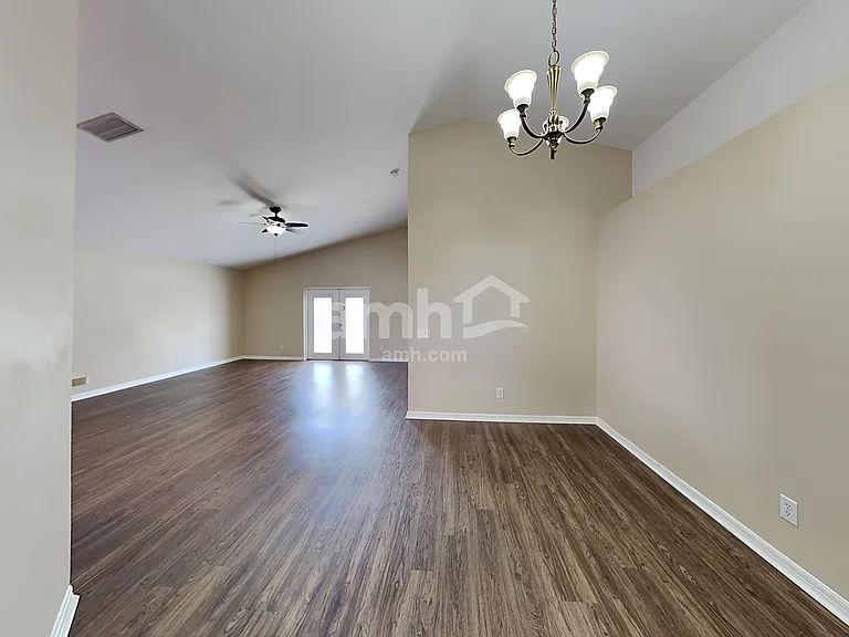 11330 Jim Ct — Photo 6