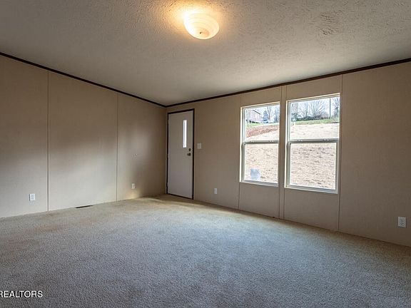 5th image of 1213 Sweetwater Vonore Rd