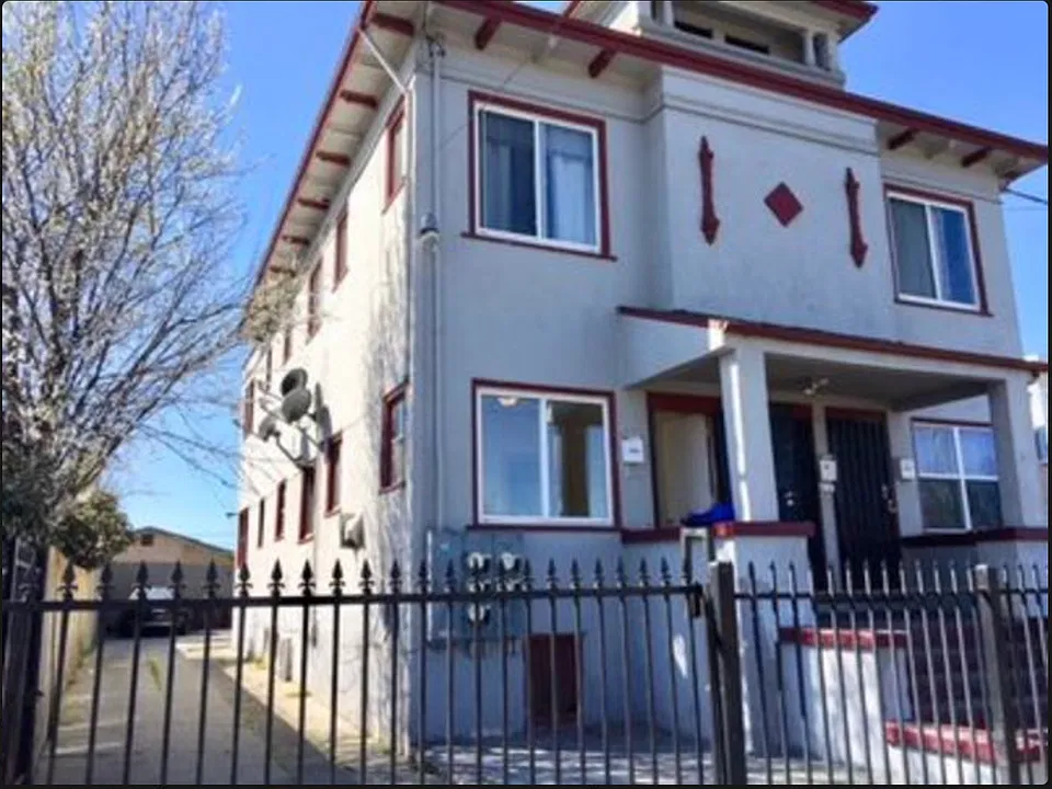5921 Harmon Ave #5921