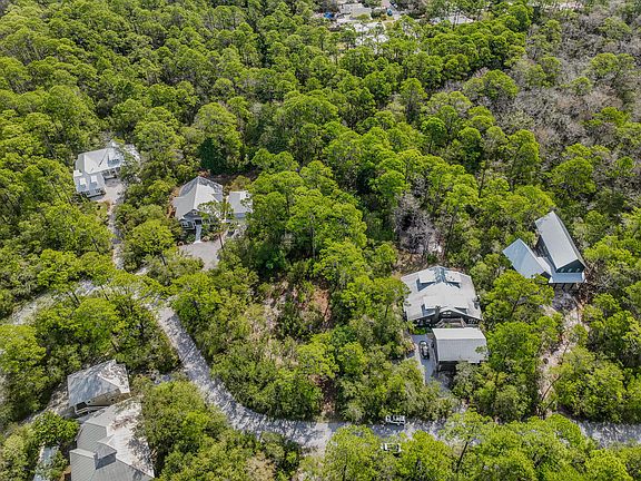 4th image of 18 Amelia Ln