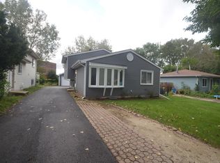 26W429 Cooley Ave, Winfield, IL 60190