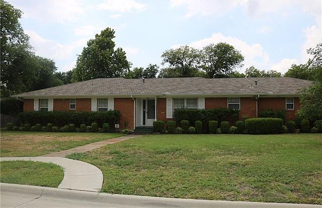 1st image of 213 Whisenant Dr
