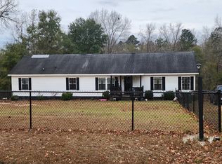 151 Ebony Lounge Rd NE, Milledgeville, GA 31061