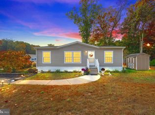 1 Luann Dr, Elmer, NJ 08318
