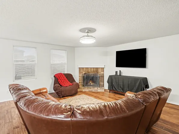 1214 April Showers Ln, Lancaster, TX 75134