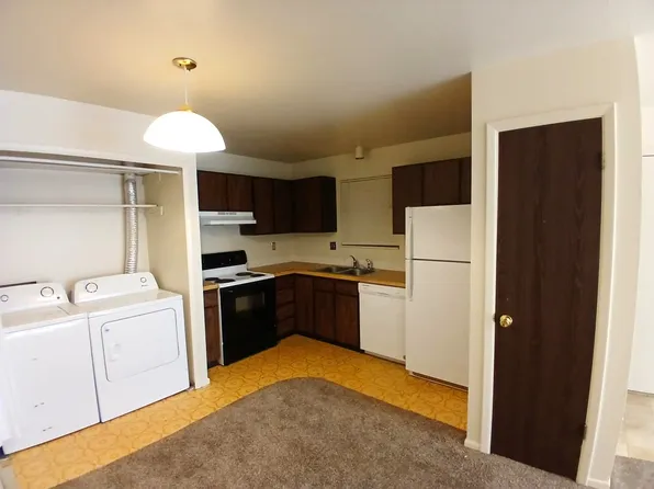 1734 Azalea Dr #5B, Fort Collins, CO 80526