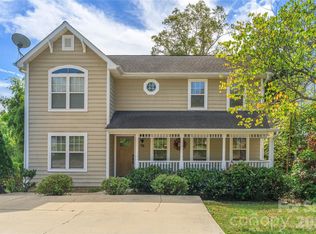 17 Sheridan Rd, Asheville, NC 28803