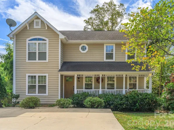 17 Sheridan Rd, Asheville, NC 28803